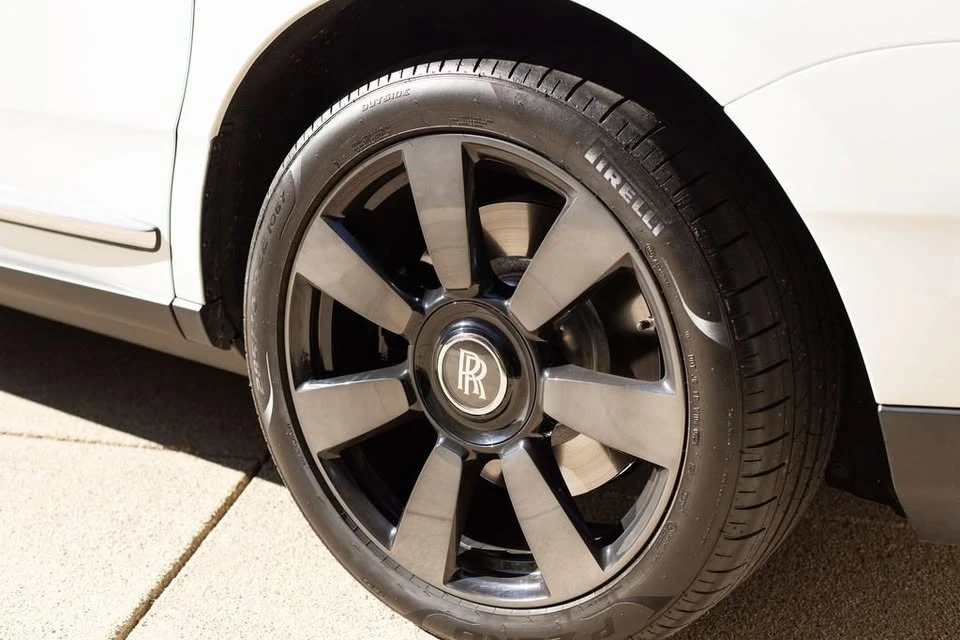 2020 Rolls-Royce Cullinan - Image 5 of 16