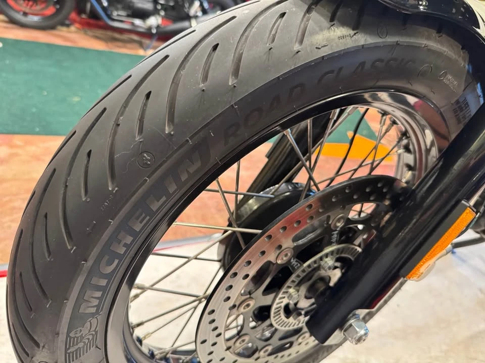 2020 Royal Enfield - Image 9 of 10