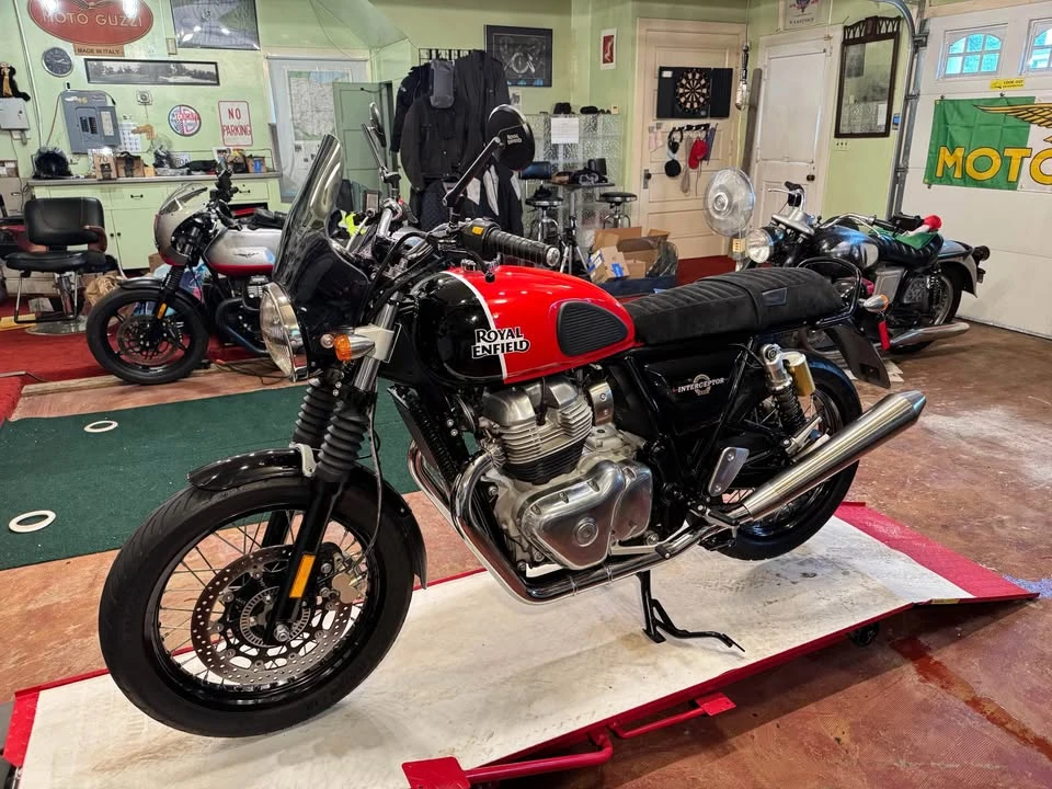 2020 Royal Enfield - Image 4 of 10