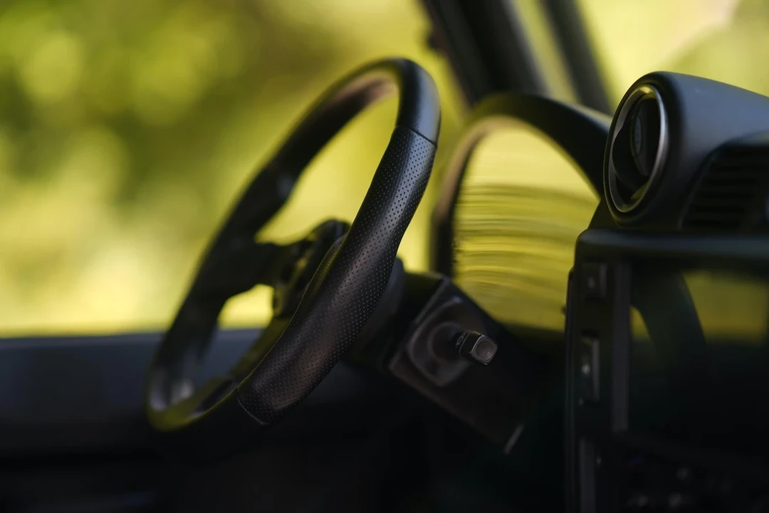 2020 Land Rover Defender 90 - Image 7 of 21