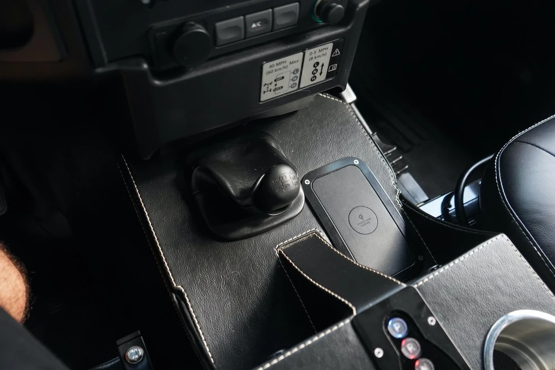 2020 Land Rover Defender 90 - Image 12 of 21
