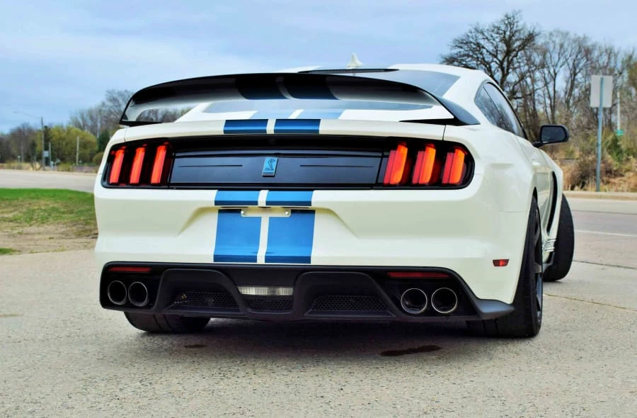 2020 Shelby GT350 - Image 14 of 31