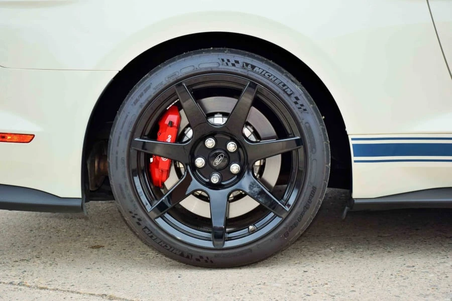 2020 Shelby GT350 - Image 21 of 31