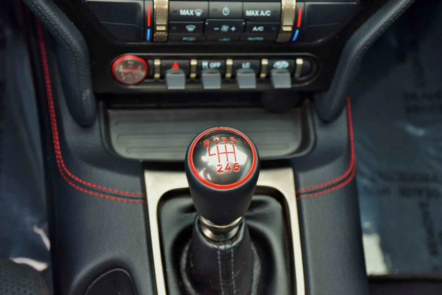 2020 Shelby GT350 - Image 26 of 31