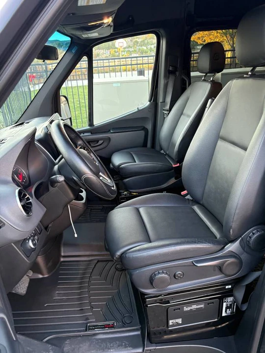 2020 Mercedes-Benz VS30 Sprinter - Image 2 of 15