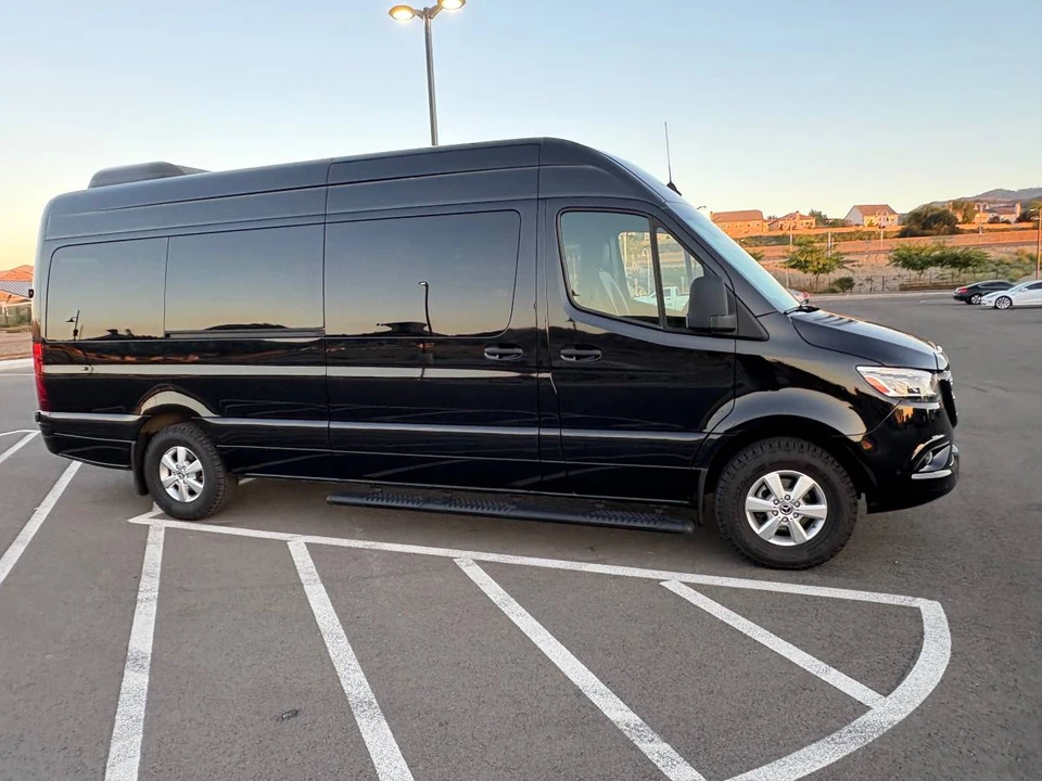 2020 Mercedes-Benz VS30 Sprinter - Image 14 of 15