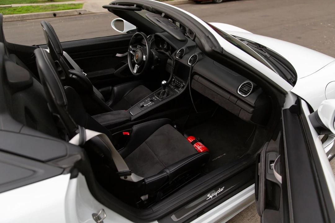2020 Porsche 718 Boxster Spyder - Image 7 of 9