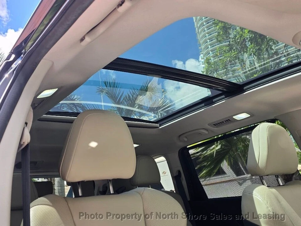 2020 Subaru - Image 9 of 12
