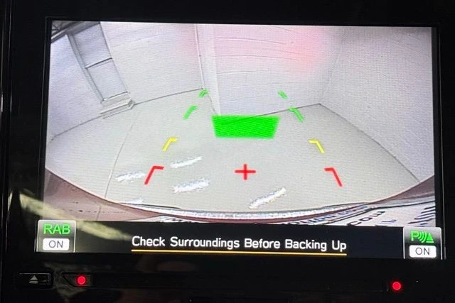 2020 Subaru - Image 24 of 31