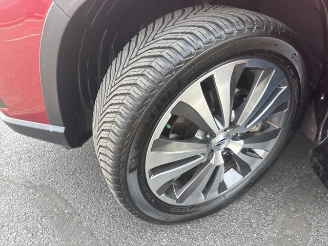 2020 Subaru - Image 16 of 17