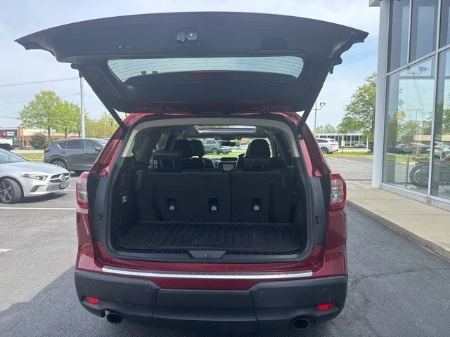 2020 Subaru - Image 9 of 12