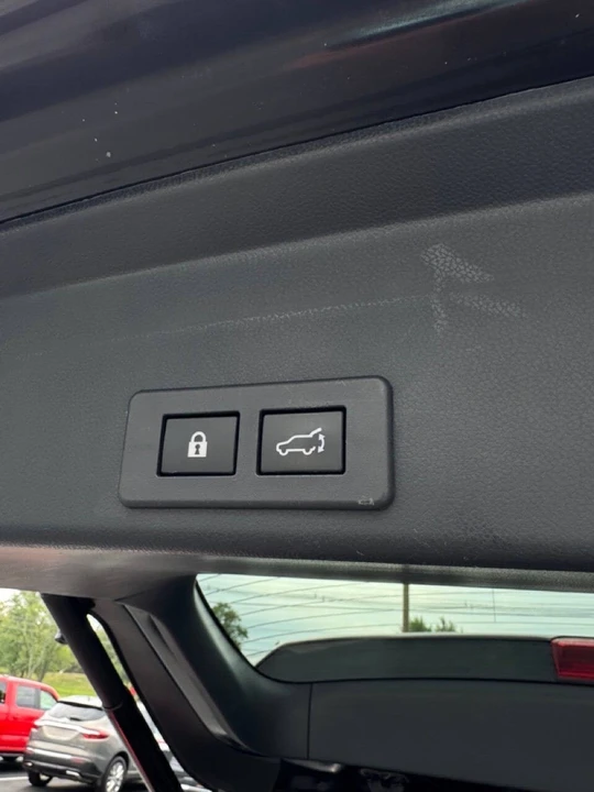 2020 Subaru - Image 29 of 31