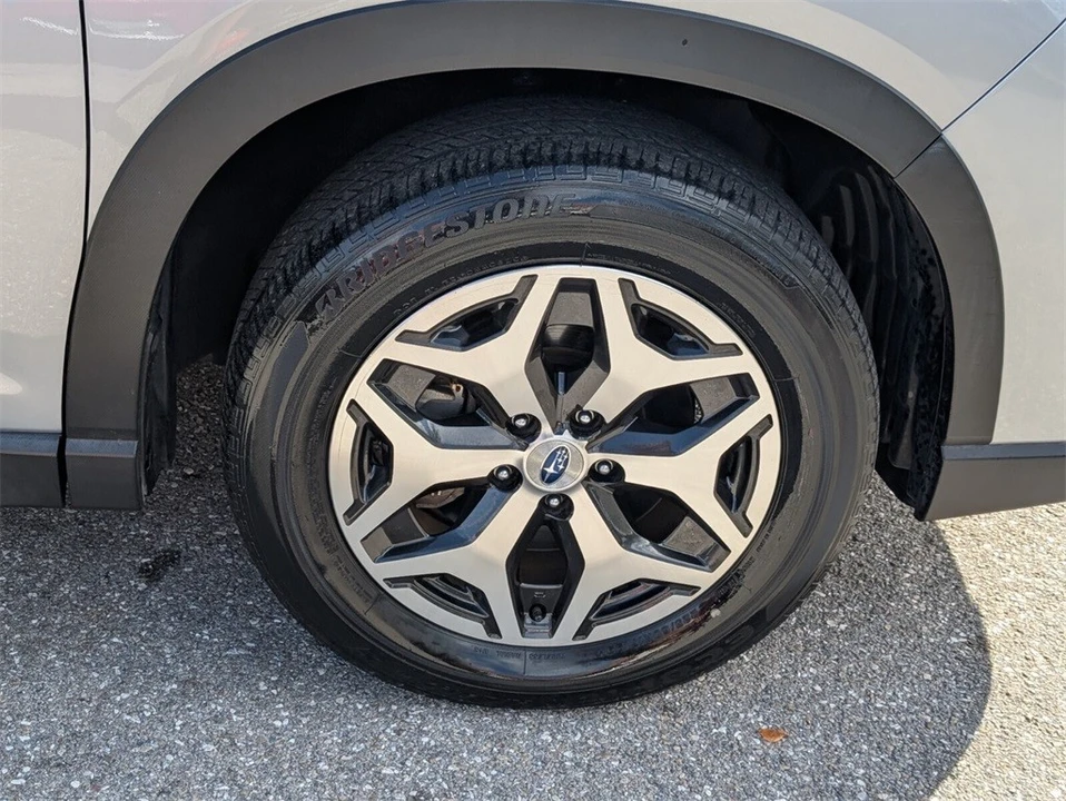 2020 Subaru Forester 5th Gen - Image 19 of 21