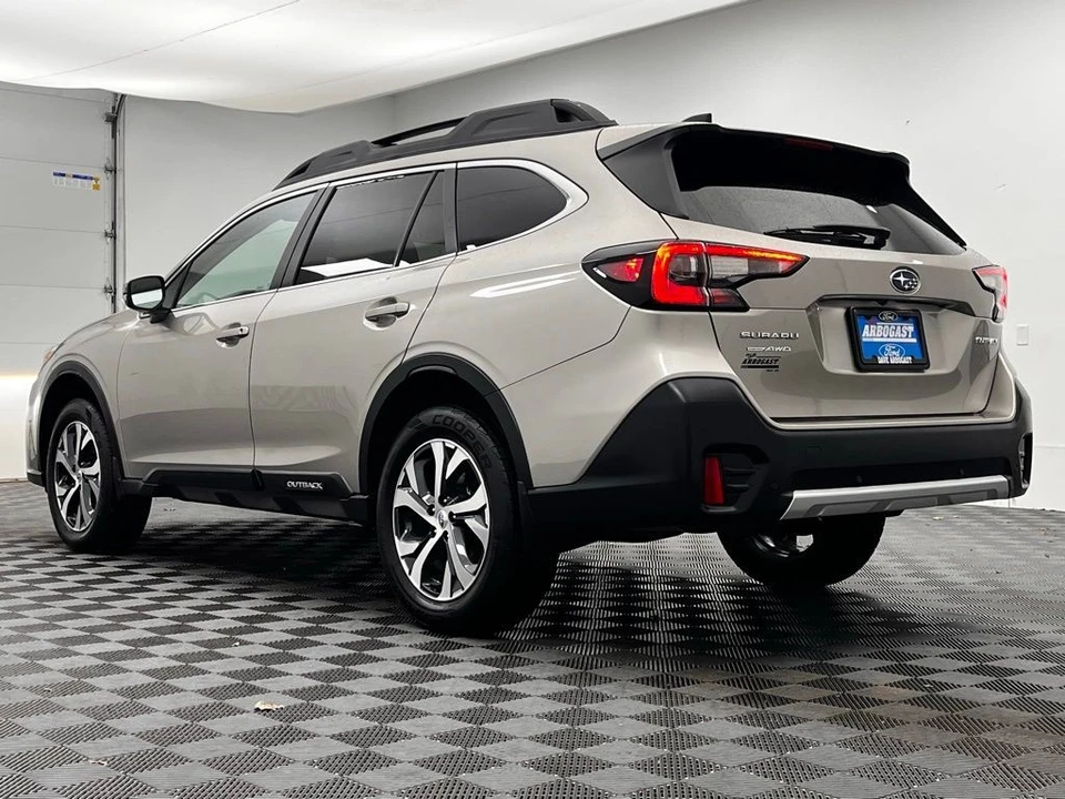 2020 Subaru Outback 6th Gen - Image 11 of 12