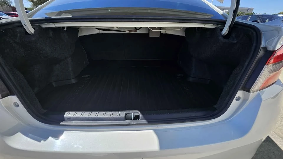 2020 Subaru Impreza 5th Gen - Image 5 of 15