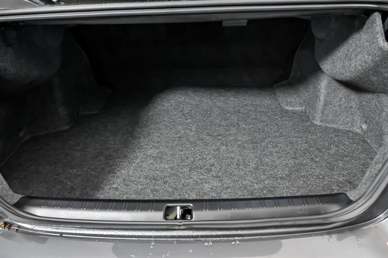2020 Subaru Impreza WRX STi 4th Gen - Image 11 of 31