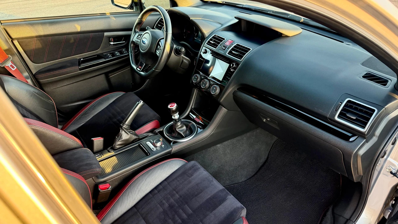 2020 Subaru Impreza WRX STi 4th Gen - Image 29 of 31