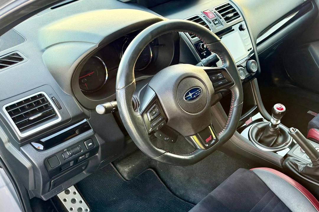 2020 Subaru Impreza WRX STi 4th Gen - Image 27 of 31