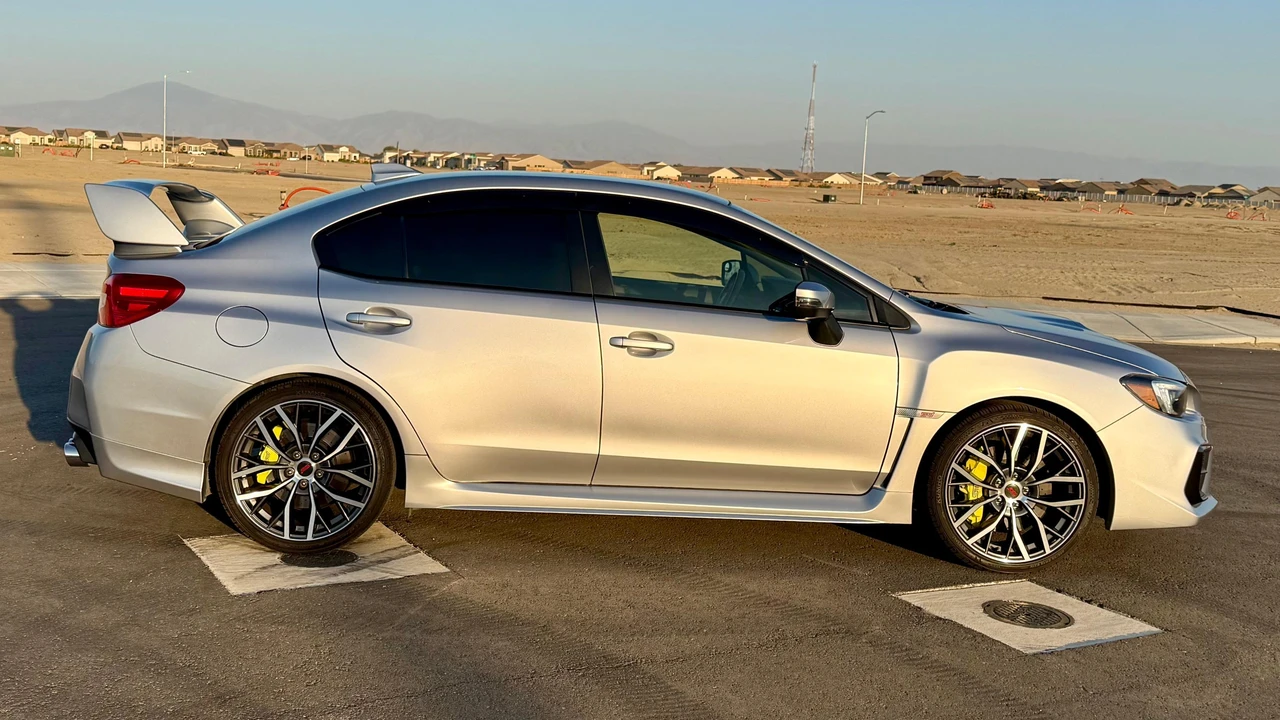2020 Subaru Impreza WRX STi 4th Gen - Image 8 of 31