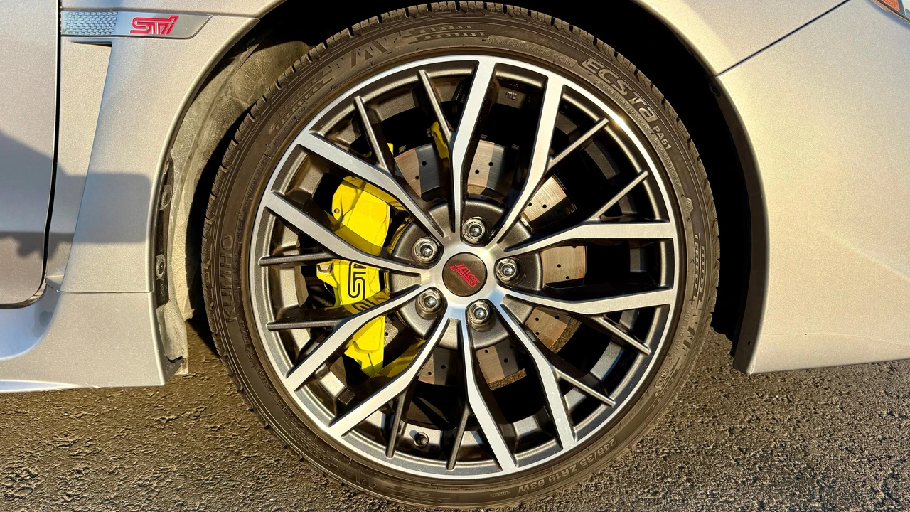 2020 Subaru Impreza WRX STi 4th Gen - Image 18 of 31