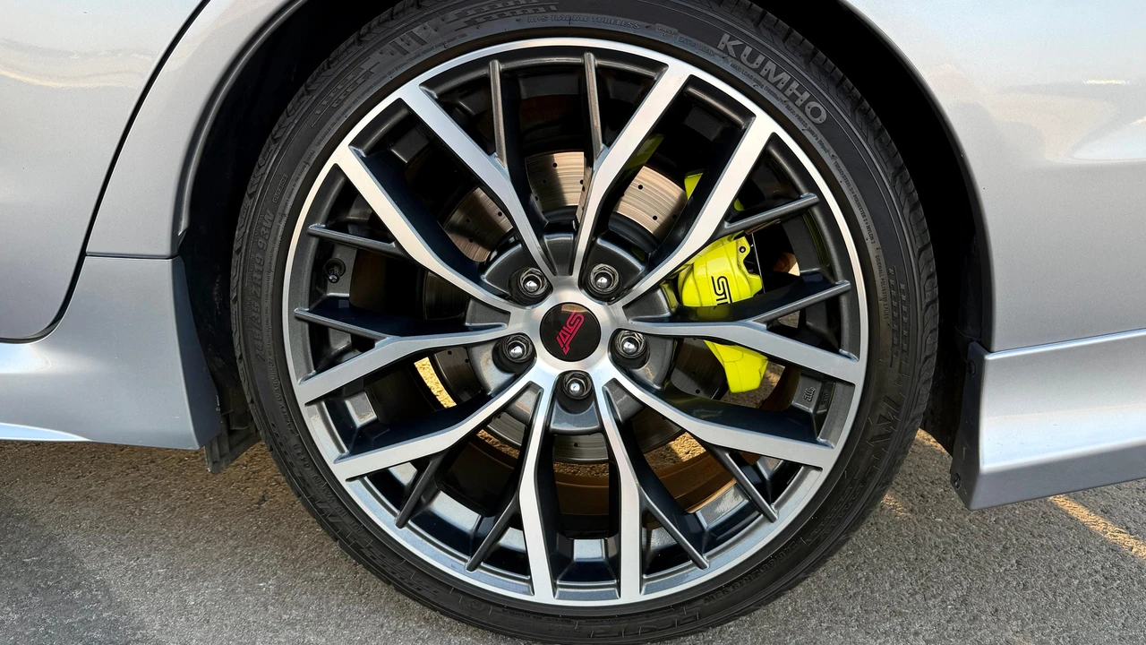 2020 Subaru Impreza WRX STi 4th Gen - Image 16 of 31