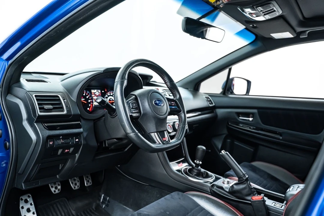 2020 Subaru Impreza WRX STi 4th Gen - Image 15 of 31