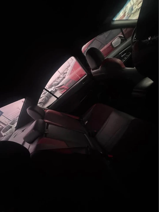 2020 Subaru - Image 5 of 6