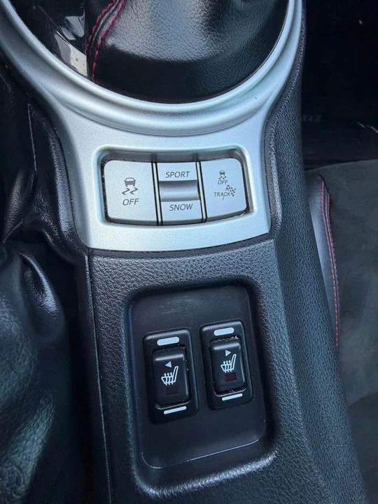 2020 Subaru - Image 12 of 12