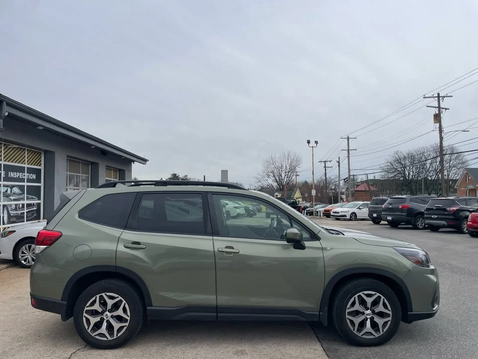 2020 Subaru Forester 5th Gen - Image 9 of 17