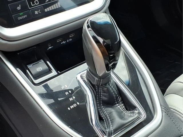 2020 Subaru Legacy 7th Gen - Image 8 of 17
