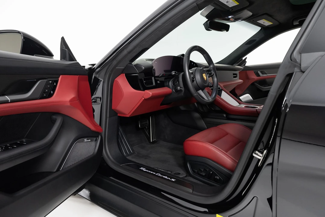 2020 Porsche Taycan Turbo S - Image 13 of 31