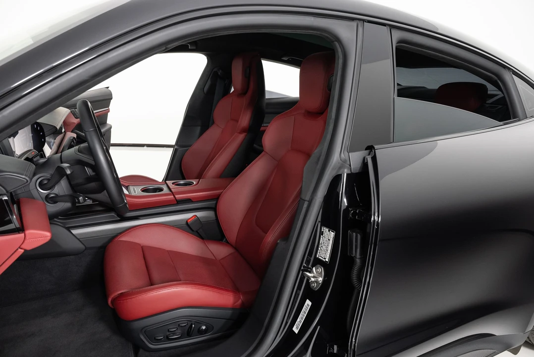 2020 Porsche Taycan Turbo S - Image 14 of 31