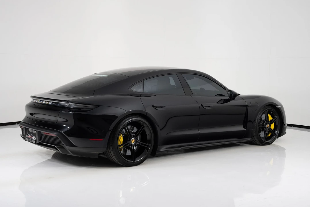 2020 Porsche Taycan Turbo S - Image 3 of 31