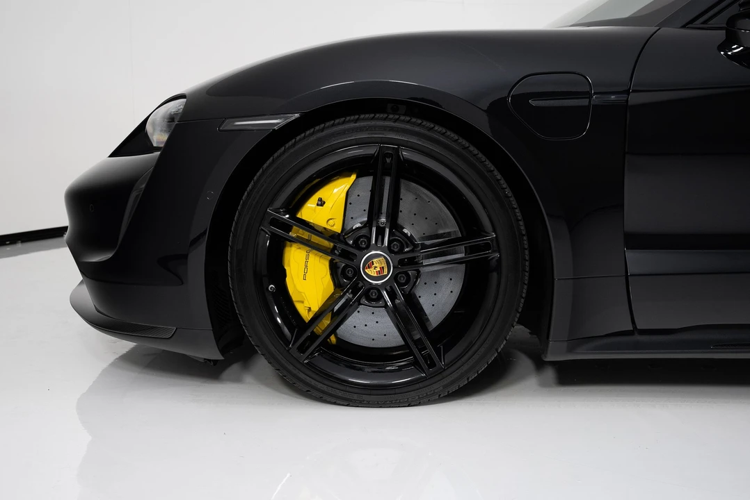 2020 Porsche Taycan Turbo S - Image 9 of 31