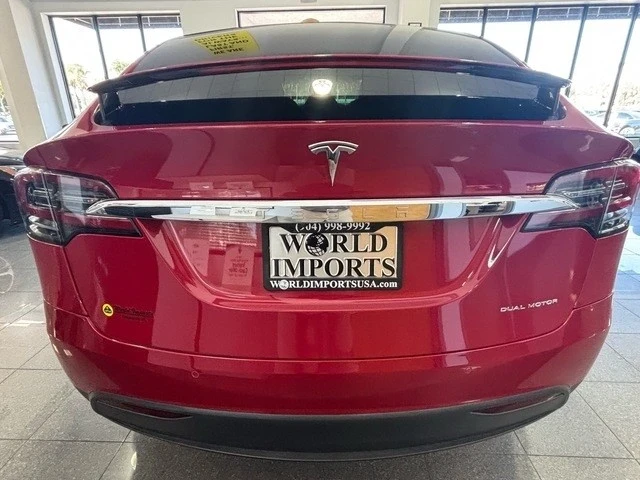 2020 Tesla Model X - Image 7 of 12