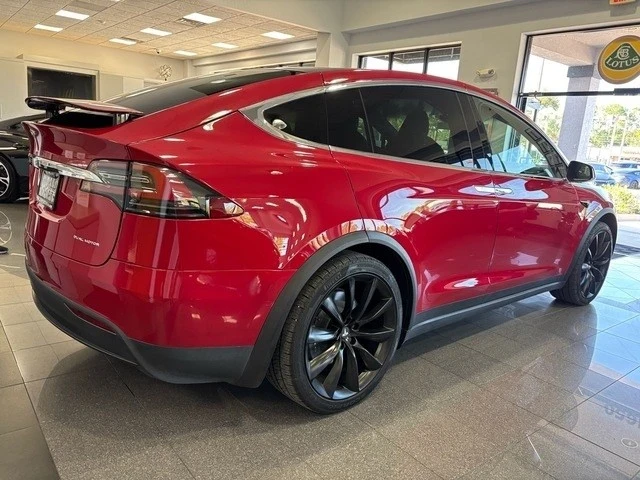2020 Tesla Model X - Image 4 of 12