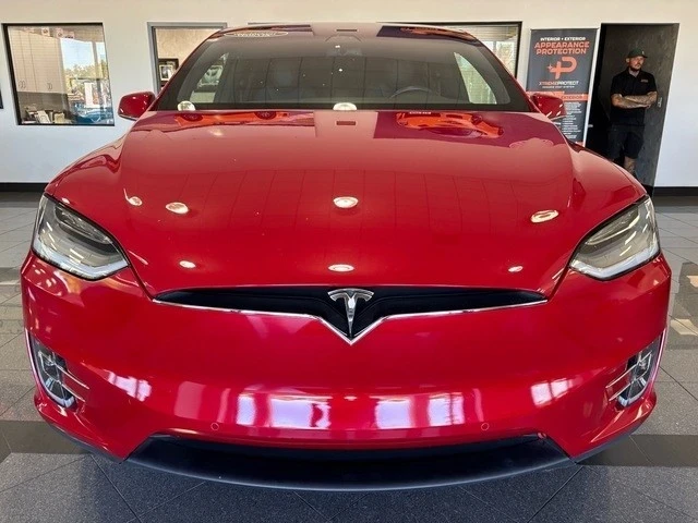 2020 Tesla Model X - Image 6 of 12