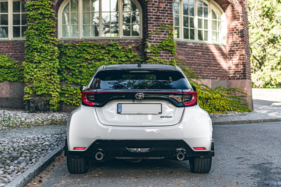 2020 Toyota Yaris - Image 6 of 31