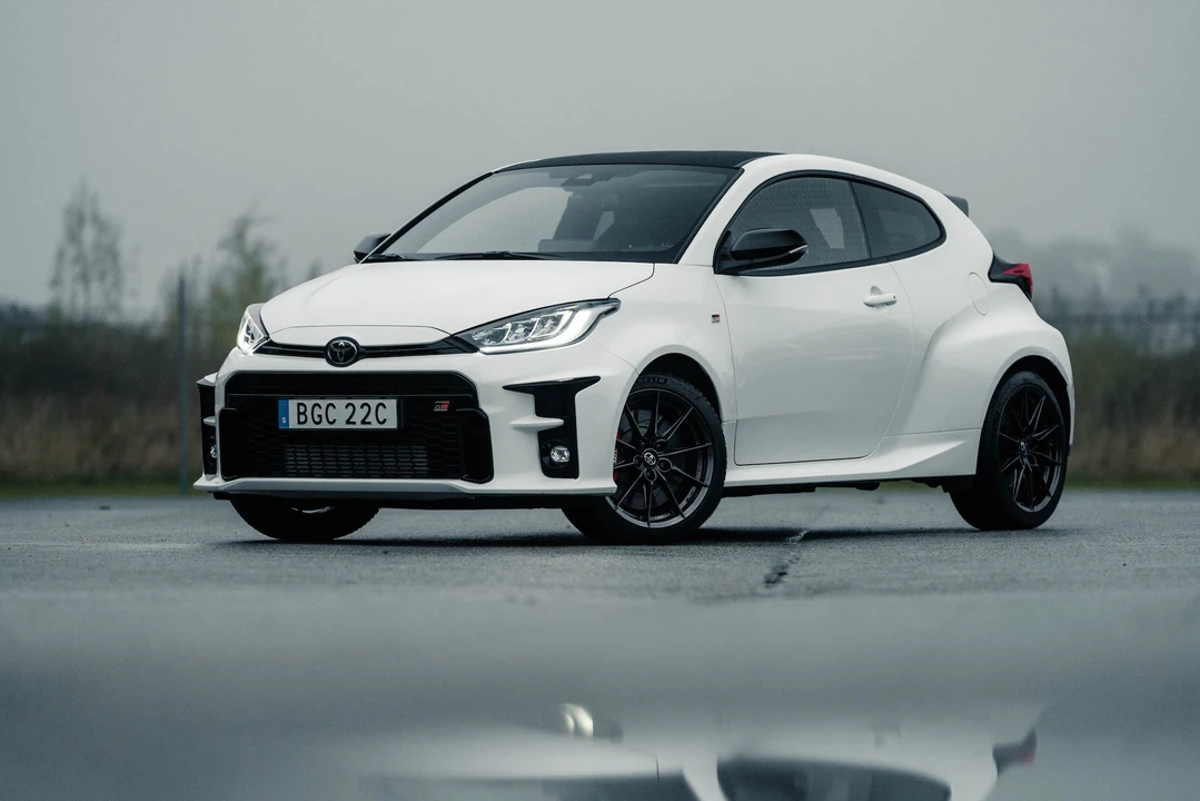 2020 Toyota Yaris - Image 16 of 31
