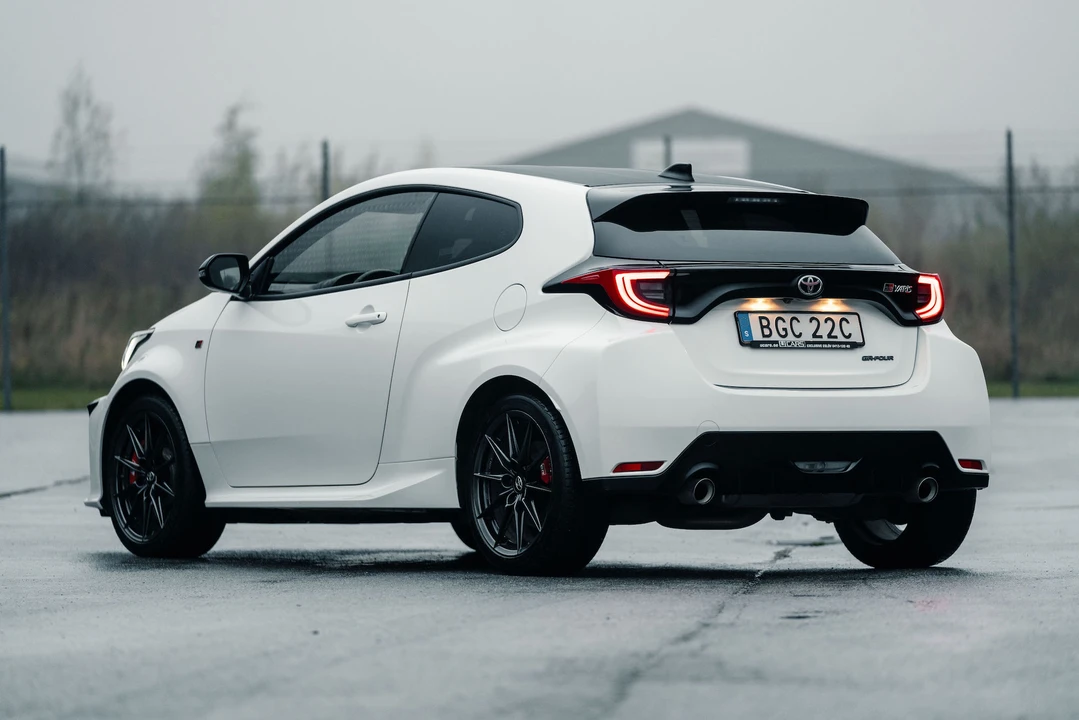 2020 Toyota Yaris - Image 6 of 31