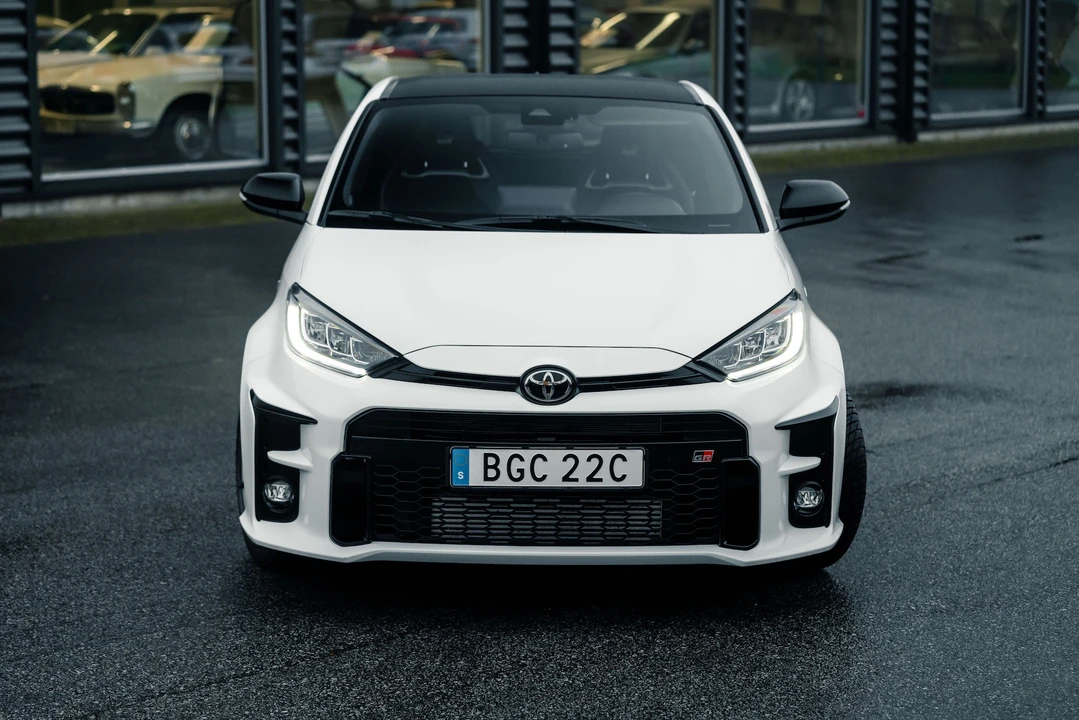 2020 Toyota Yaris - Image 3 of 31