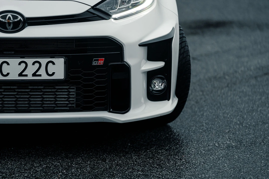 2020 Toyota Yaris - Image 22 of 31