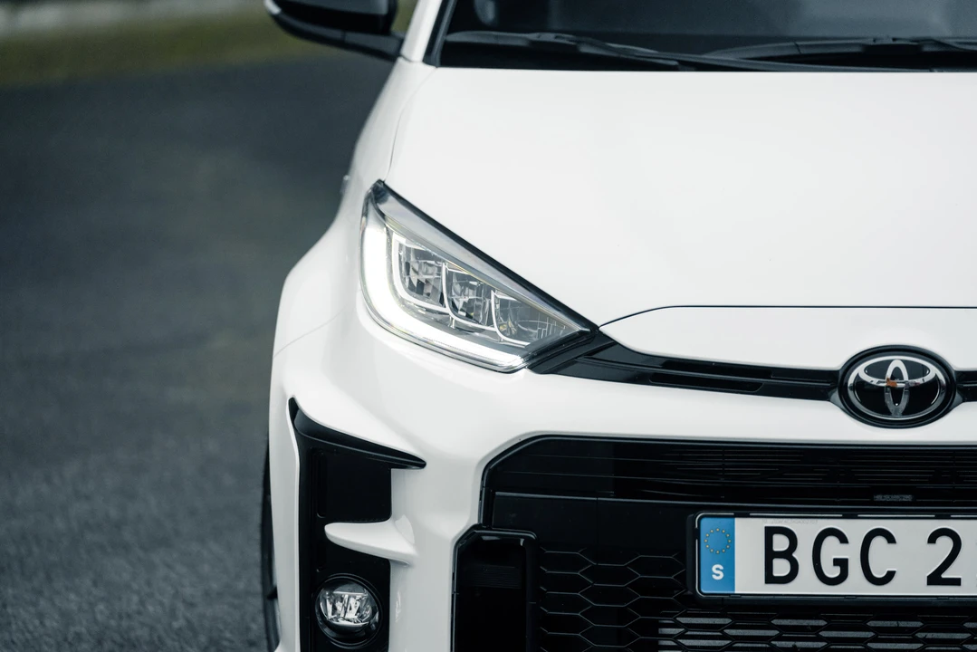 2020 Toyota Yaris - Image 23 of 31