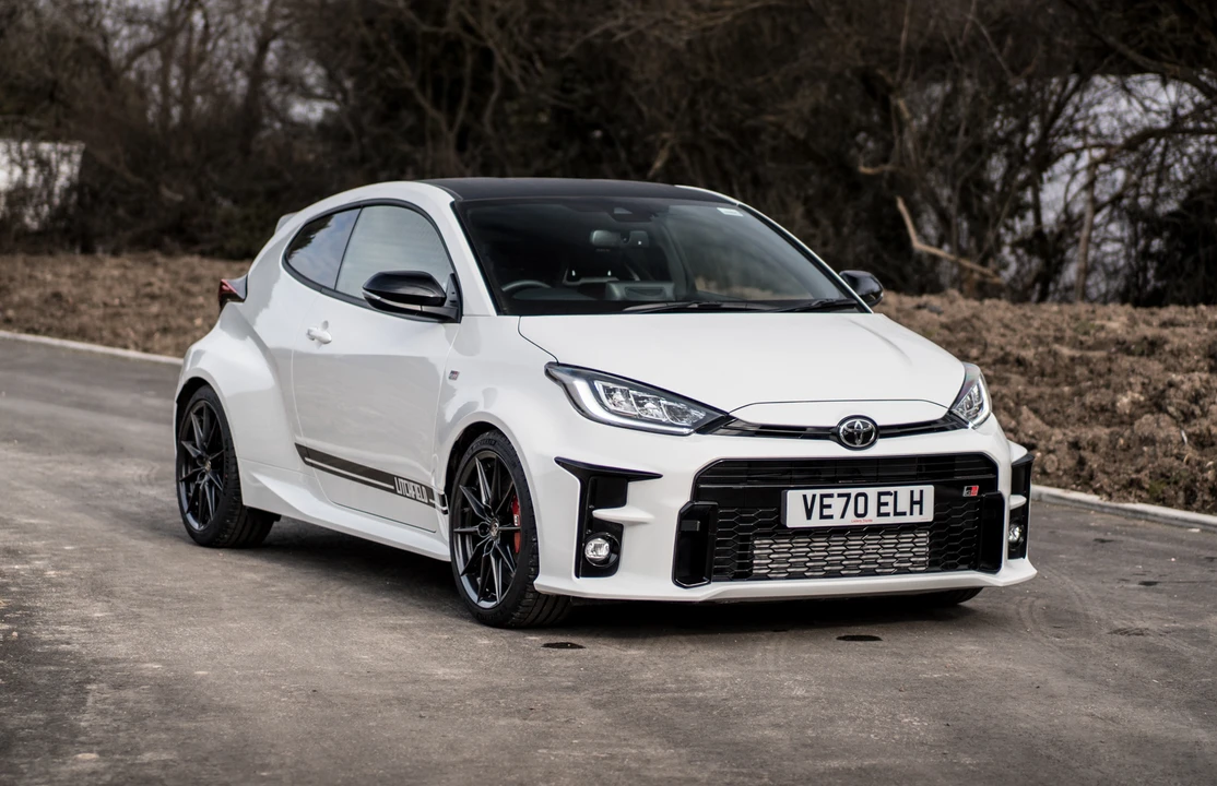 2020 Toyota Yaris - Image 2 of 31