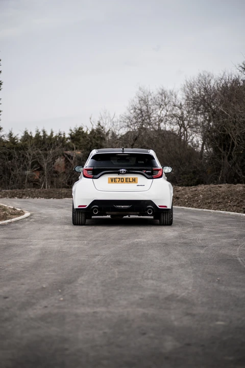2020 Toyota Yaris - Image 26 of 31