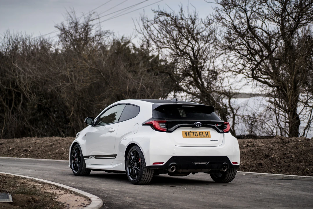 2020 Toyota Yaris - Image 24 of 31