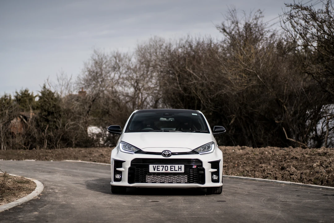 2020 Toyota Yaris - Image 6 of 31