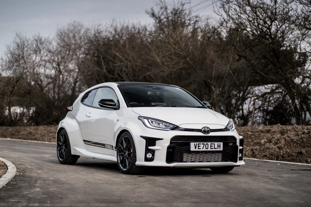 2020 Toyota Yaris - Image 3 of 31