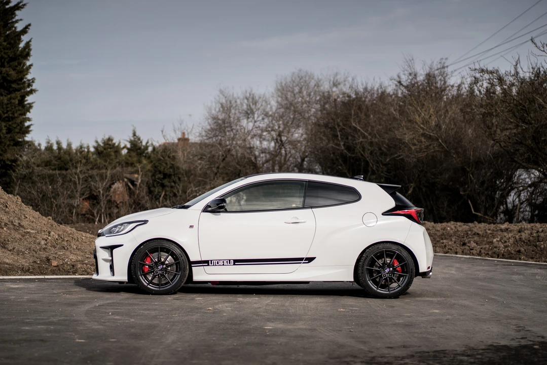 2020 Toyota Yaris - Image 9 of 31