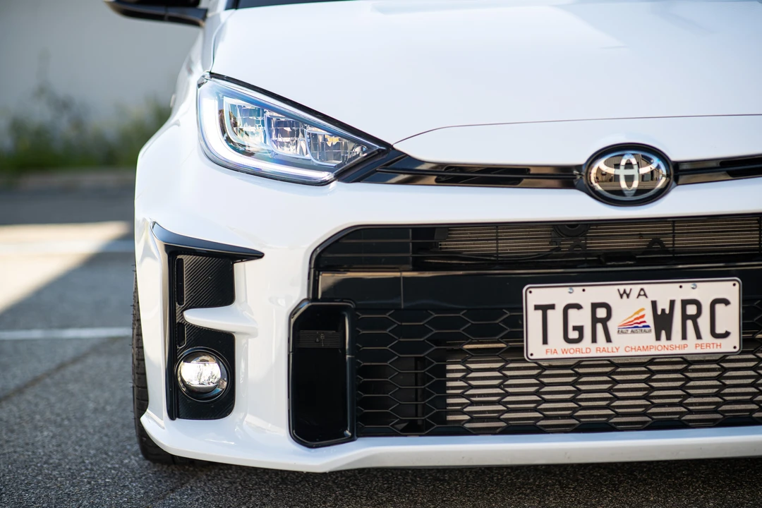 2020 Toyota Yaris - Image 15 of 31